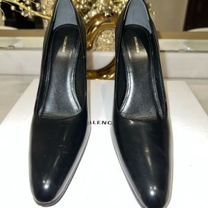 Brand New Balenciaga heels size 37 1/2